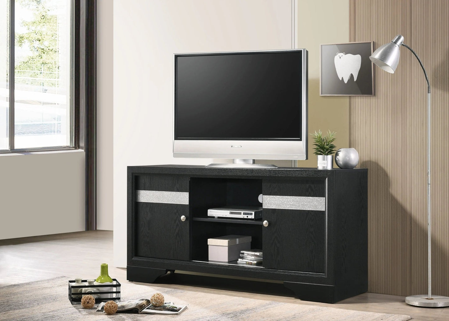 Regata - TV Stand - Ferro Furniture